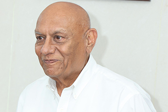 Shri Harshad Desai